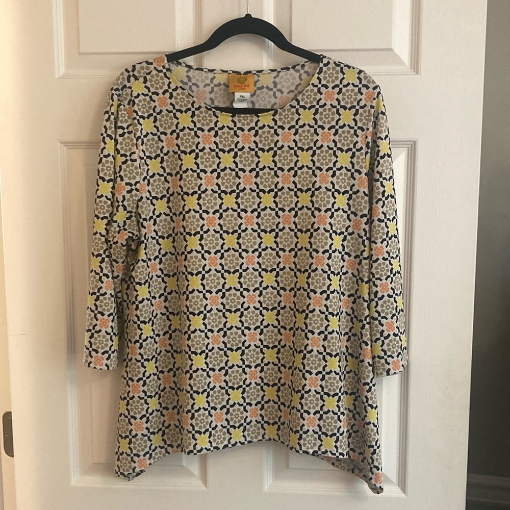 Colorful tunic. PXL. EUC.